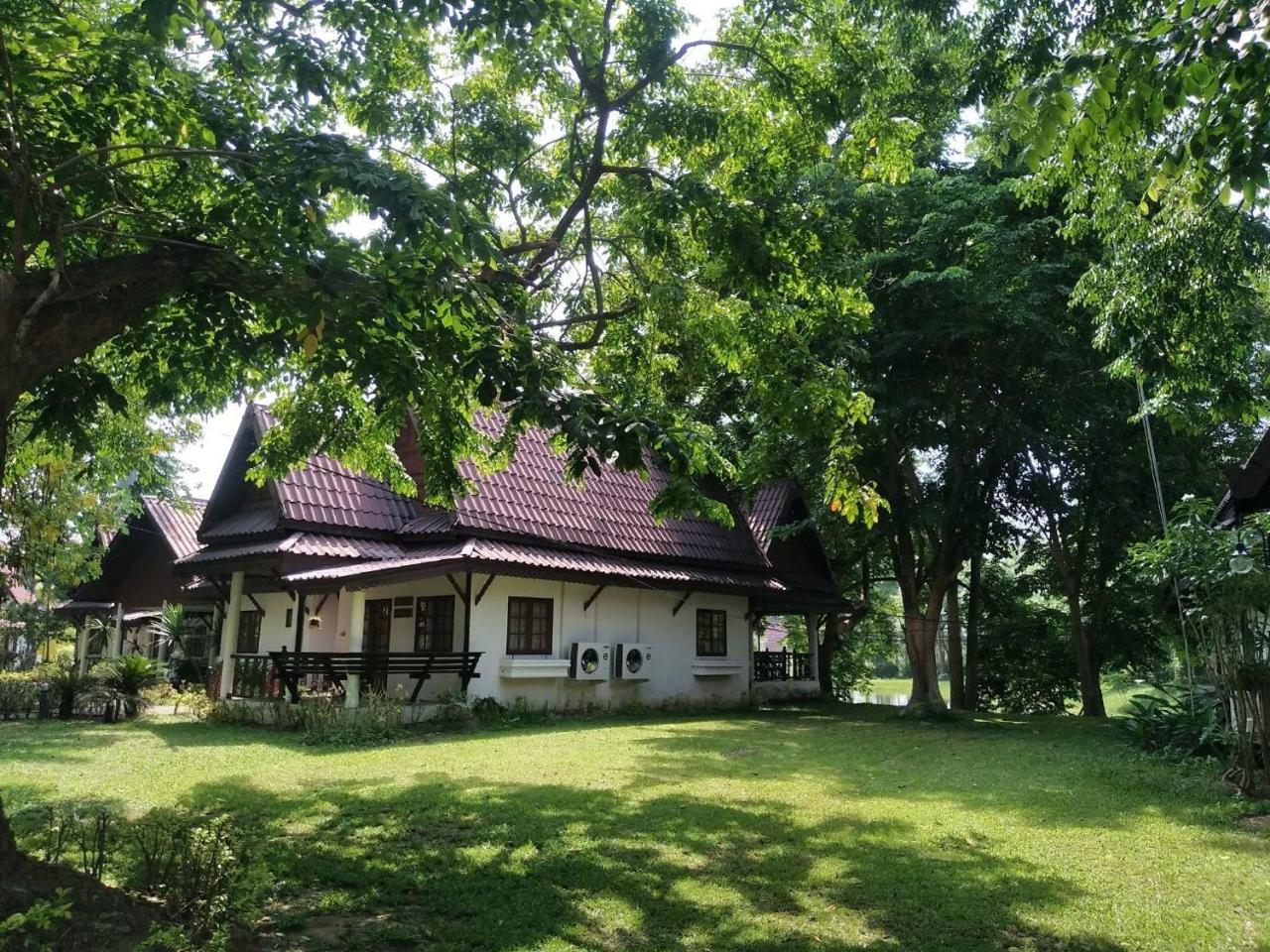 Inthanon Riverside Resort Chom Thong Exterior photo